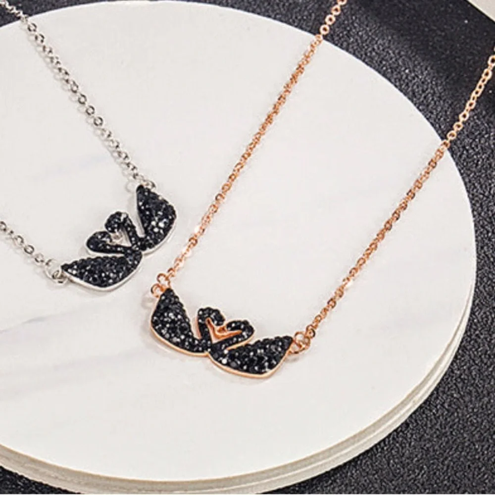 18K Rose Gold Black Swan Kiss Necklace Black Crystal Gemstone Bohemian No Fade - Picture 3 of 9